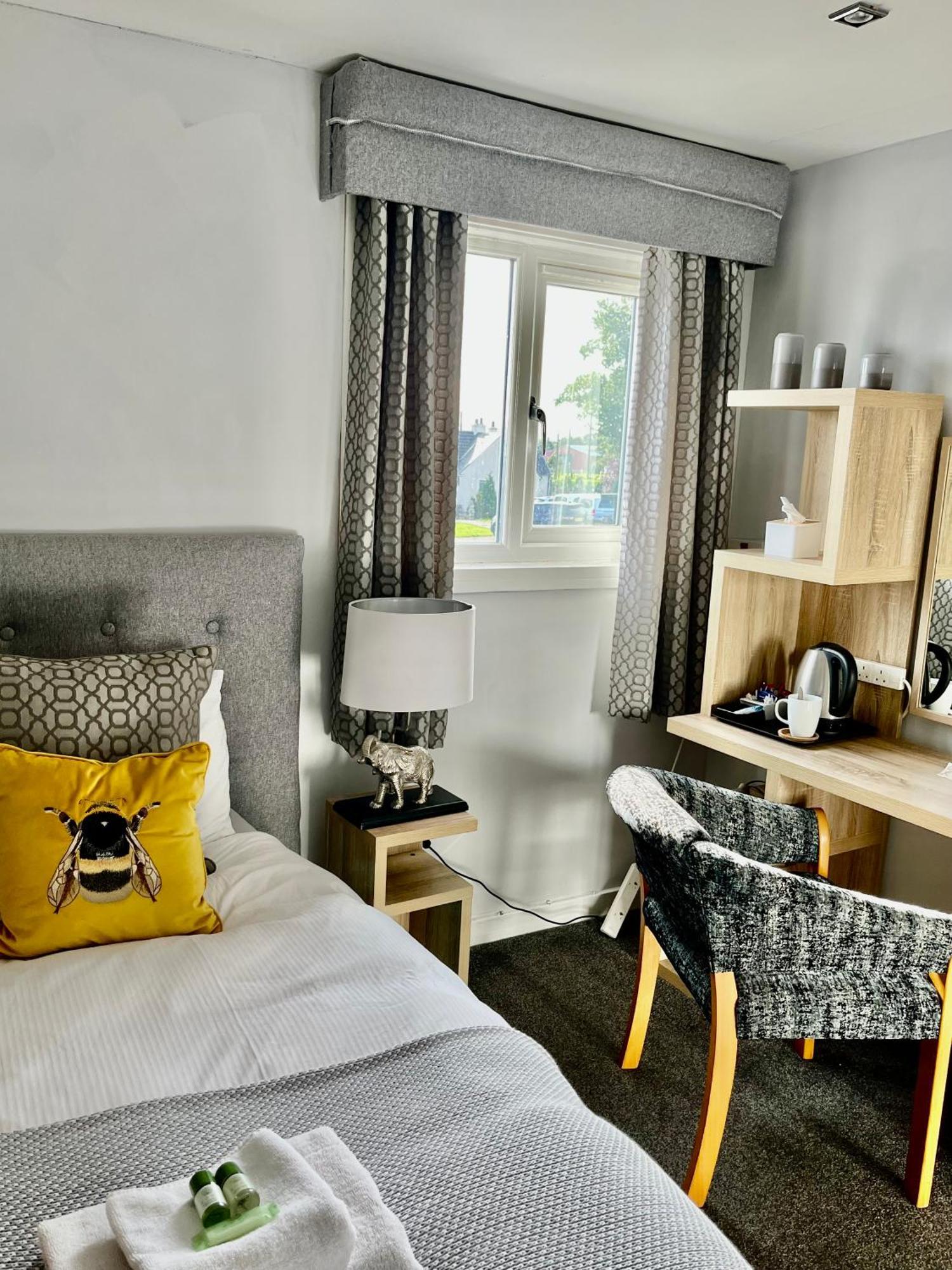 Scottish Equi B&B Ланарк Экстерьер фото