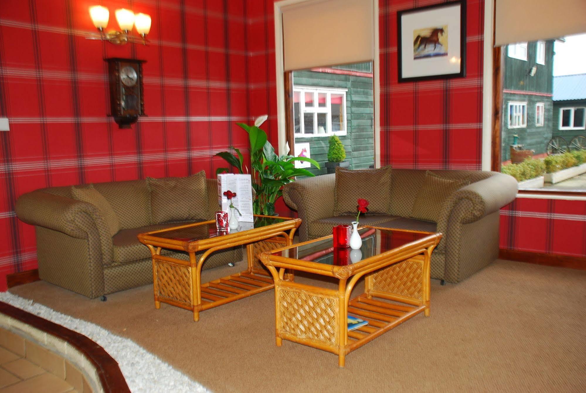 Scottish Equi B&B Ланарк Экстерьер фото